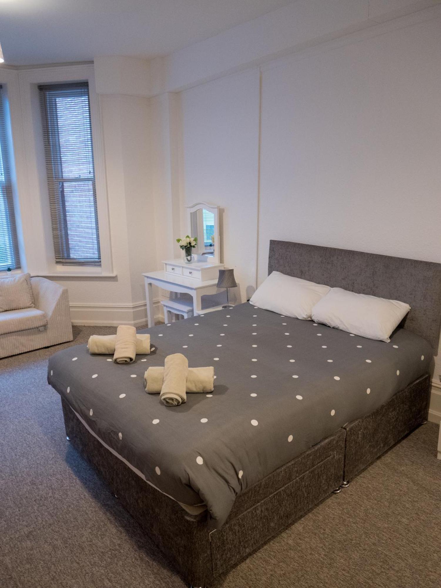 Appartement Luxury,Location And Convenience à Bornemouth Extérieur photo