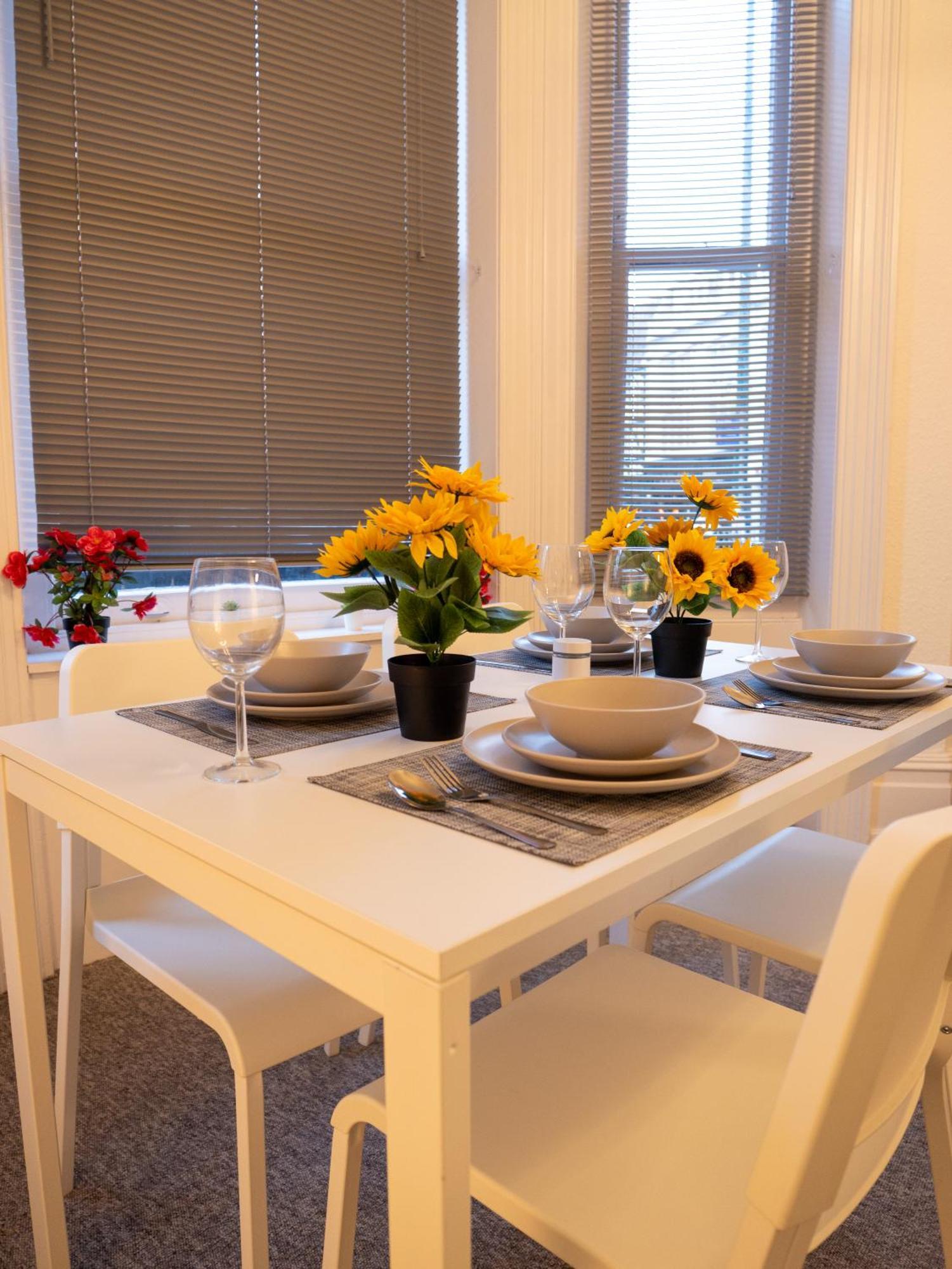 Appartement Luxury,Location And Convenience à Bornemouth Extérieur photo
